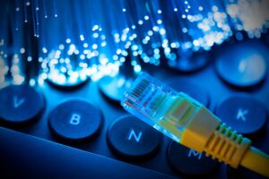 Aumento no imposto de importação de fibra óptica pode encarecer internet no Brasil